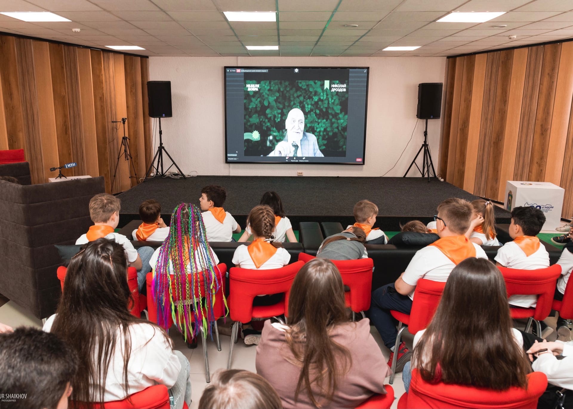 В Югре для детей провели экологический добрый урок с Николаем Дроздовым