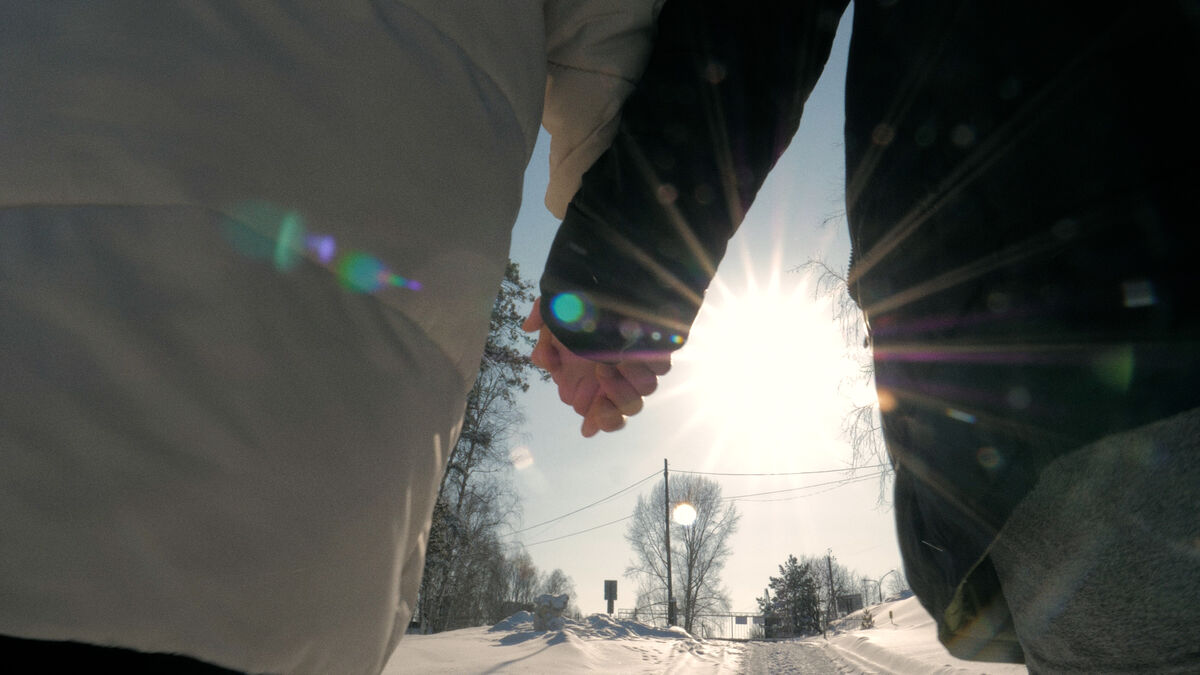 ИСКРА: истории о том, как неравнодушный взрослый может изменить жизнь ребенка из детского дома