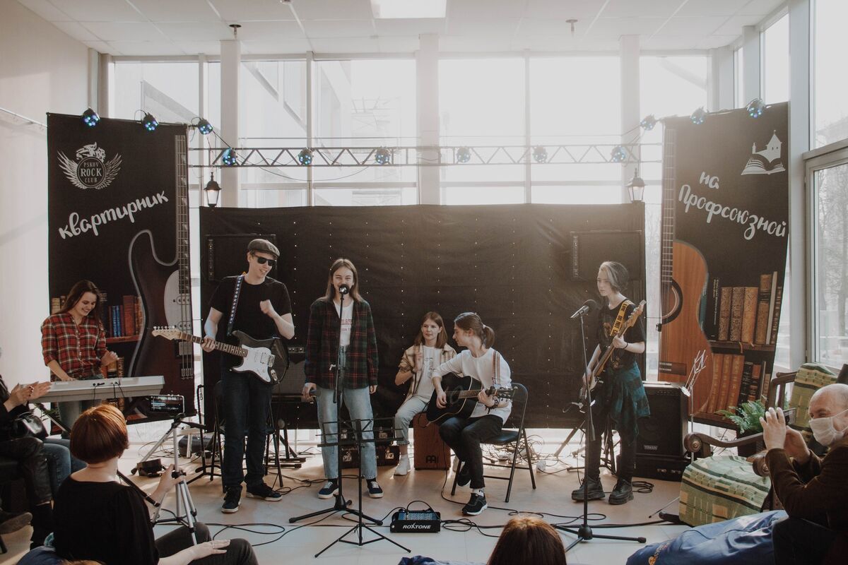 Псковичей приглашают на «Квартирник на Профсоюзной»