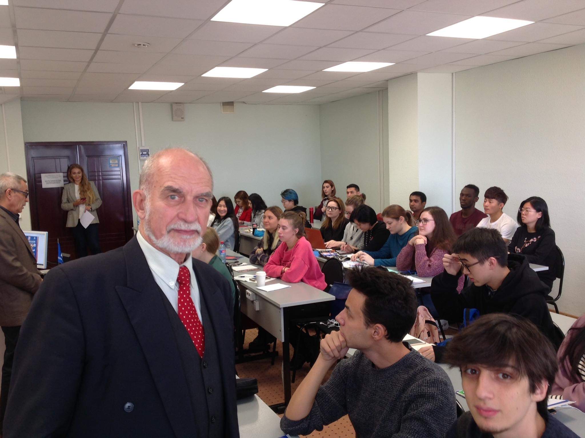 Интерпретативная дислексия: излечим ли «недуг»? Интервью профессора Орлина Стефанова.