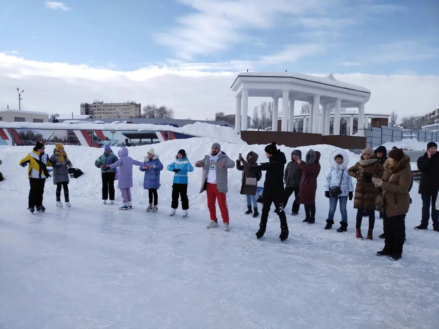 Спортивный праздник «Ледовые старты»  на стадионе «Спартак»