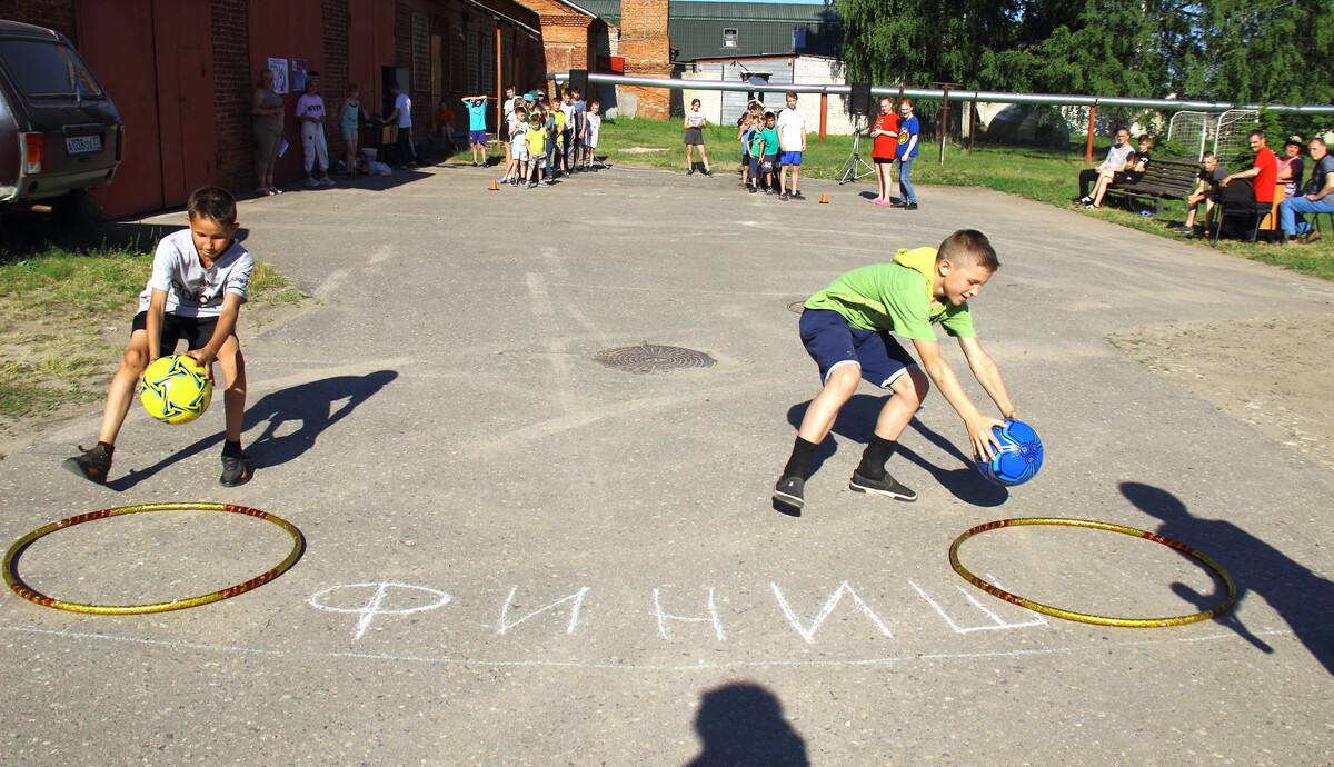 Спортивные соревнования «Стенка на стенку»