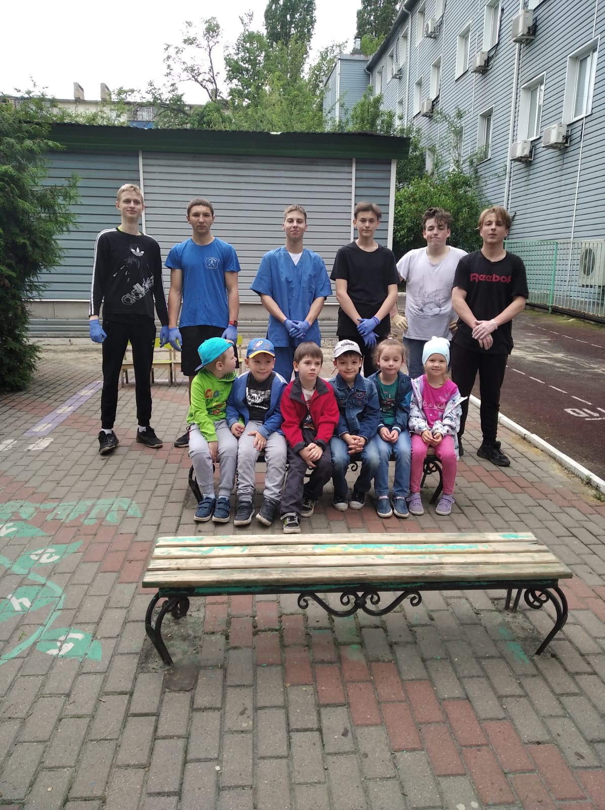 «Добровольцы – детям»