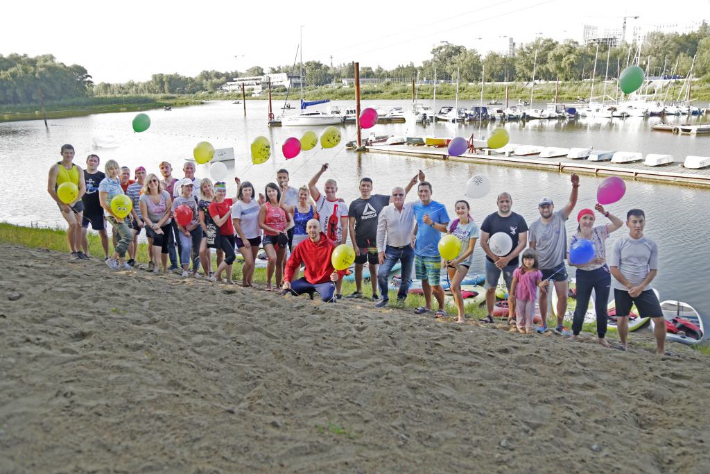 В Омске прошел благотворительный сплав по Иртышу