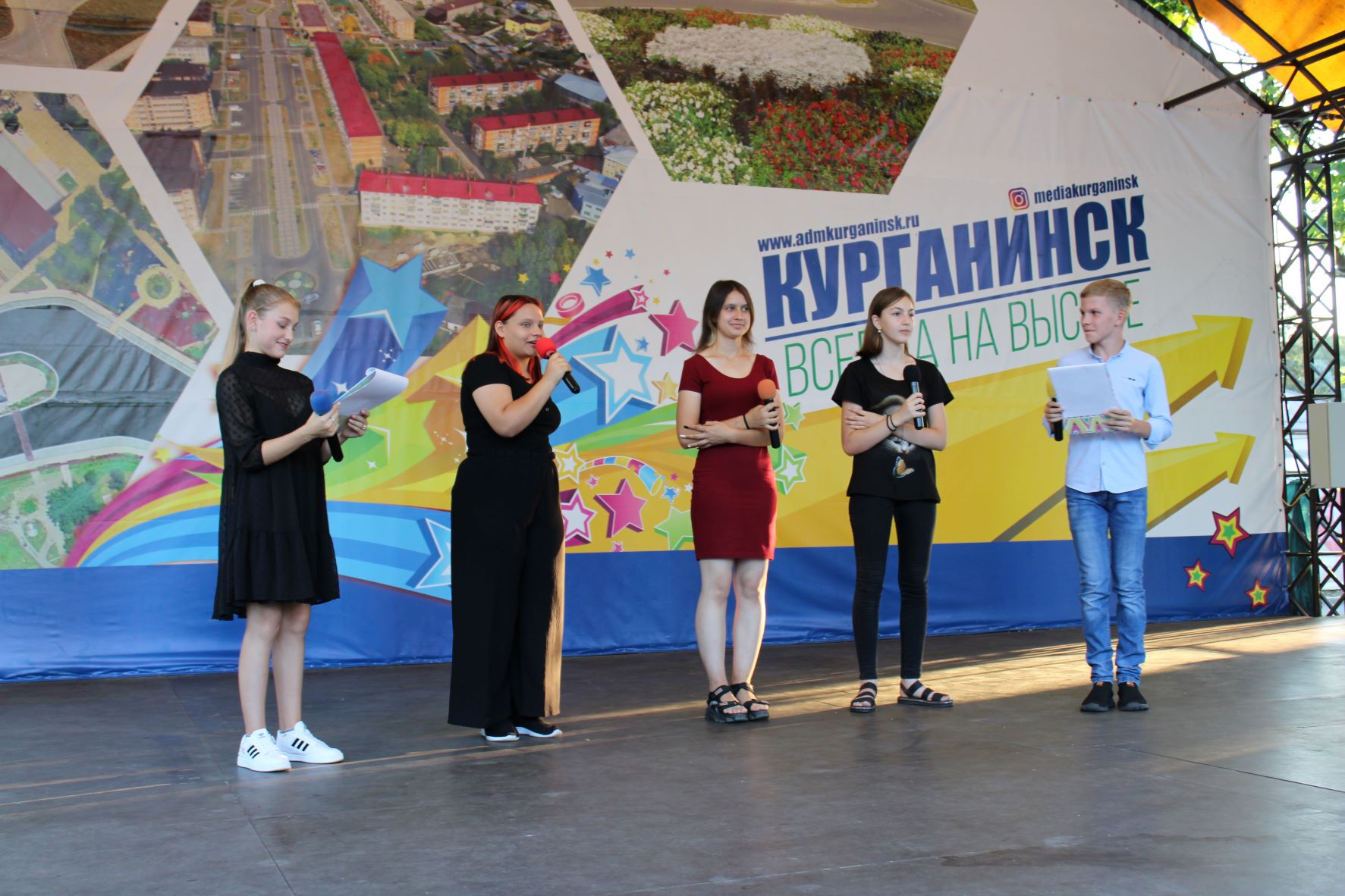 Протяни руку лапкам!