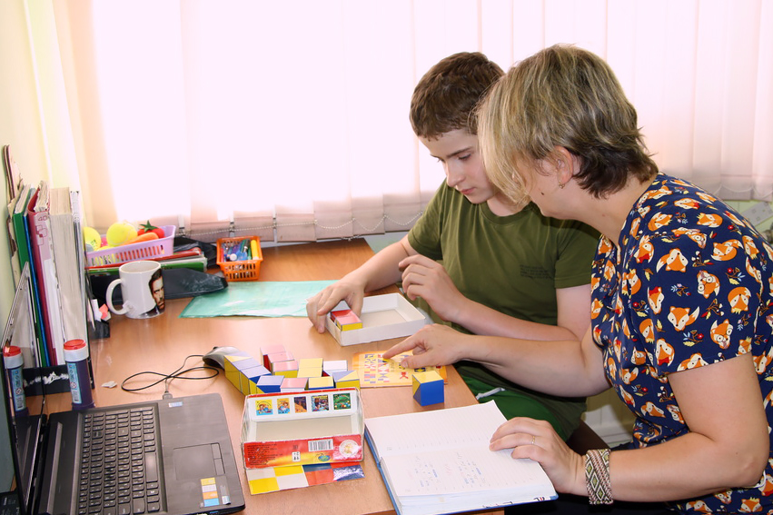 Порядка 2,6 тысячи курсов реабилитации провели специалисты столичной мобильной службы с начала 2022…