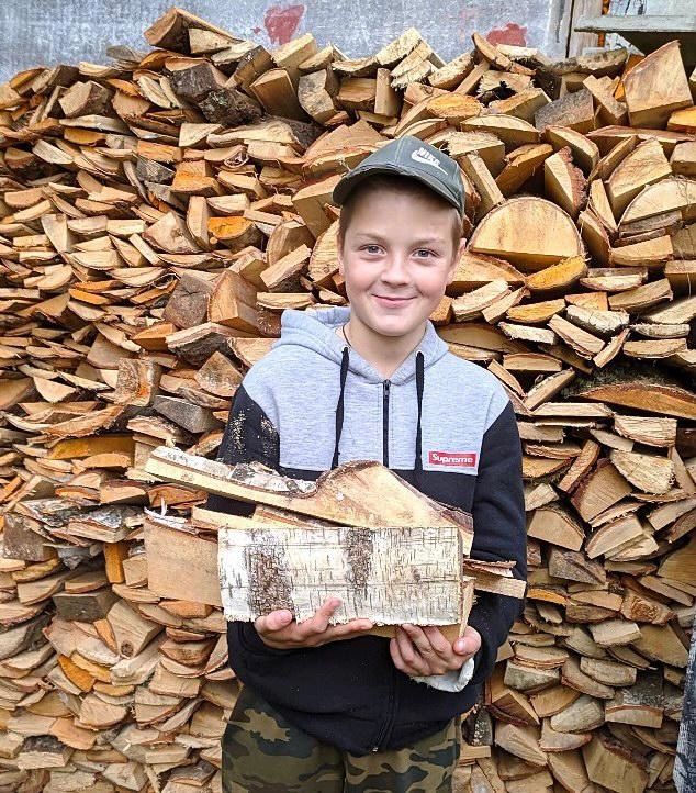 Пусть для каждой любящей семьи эта зима будет тёплой!