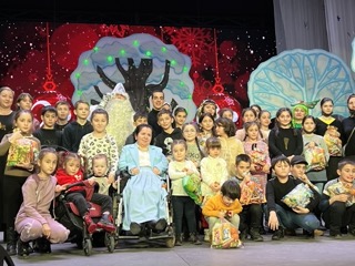 В Театре Юного Зрителя в Ингушетии прошло Новогоднее представление для детей