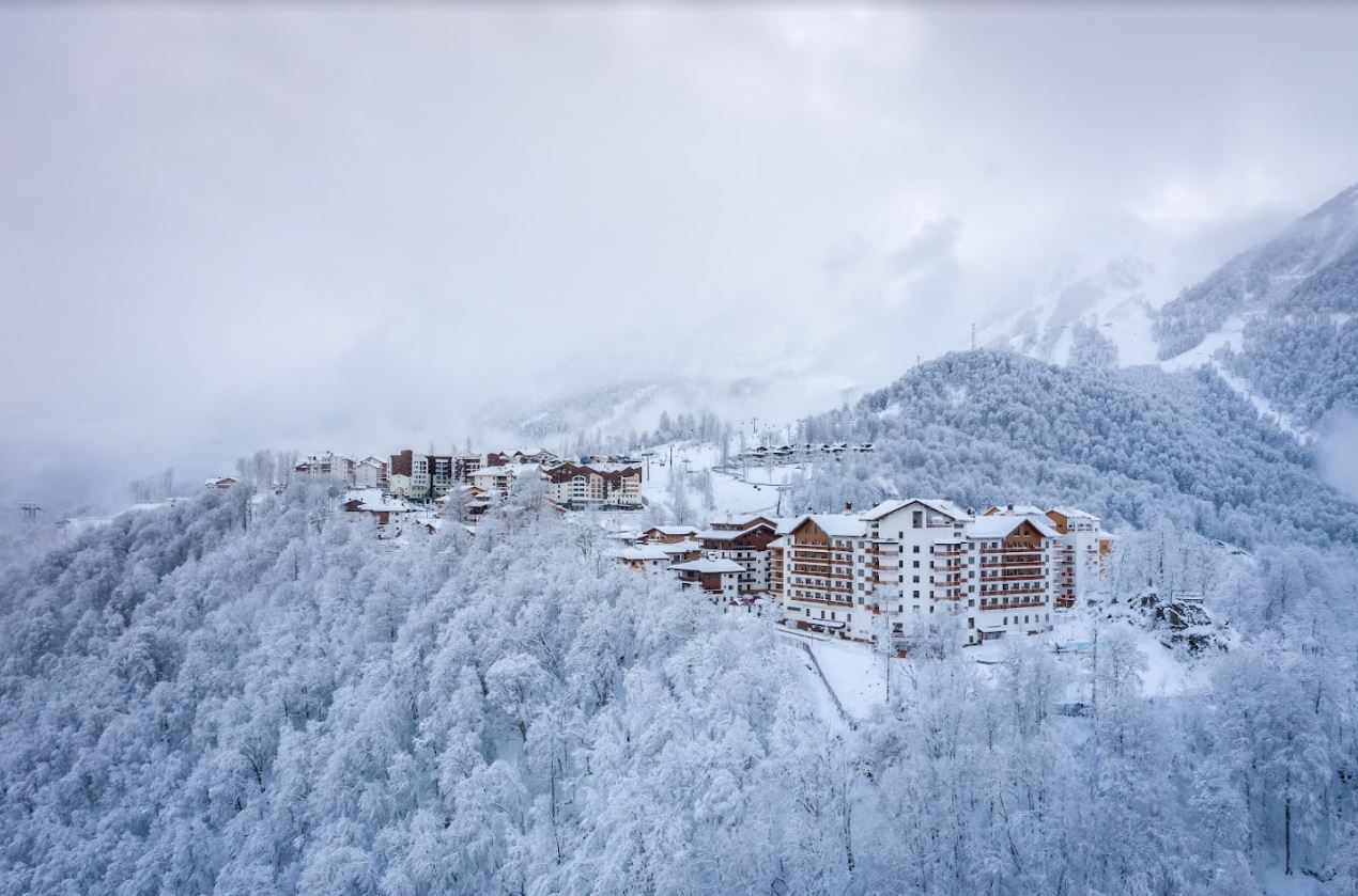 МТС запустила бесплатные цифровые аудиогиды для автопутешествий по новогоднему Сочи