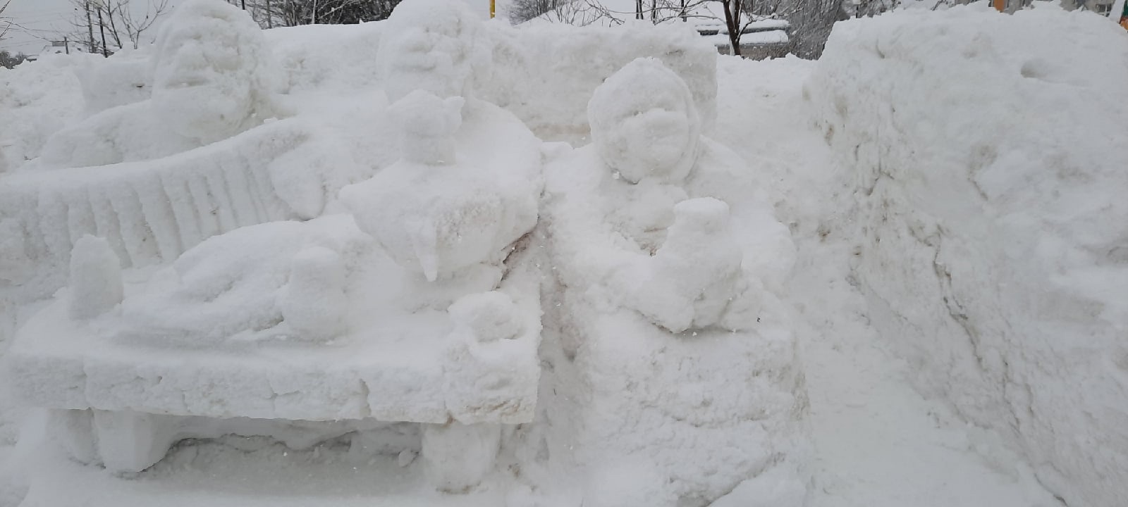 раз комок. Два комок. Получился городок.