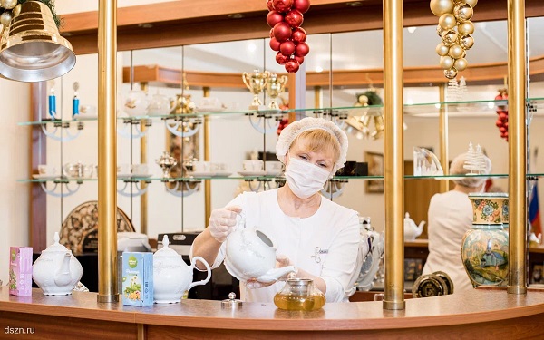 Сотрудники геронтологических центров заботятся о здоровье людей старшего поколения