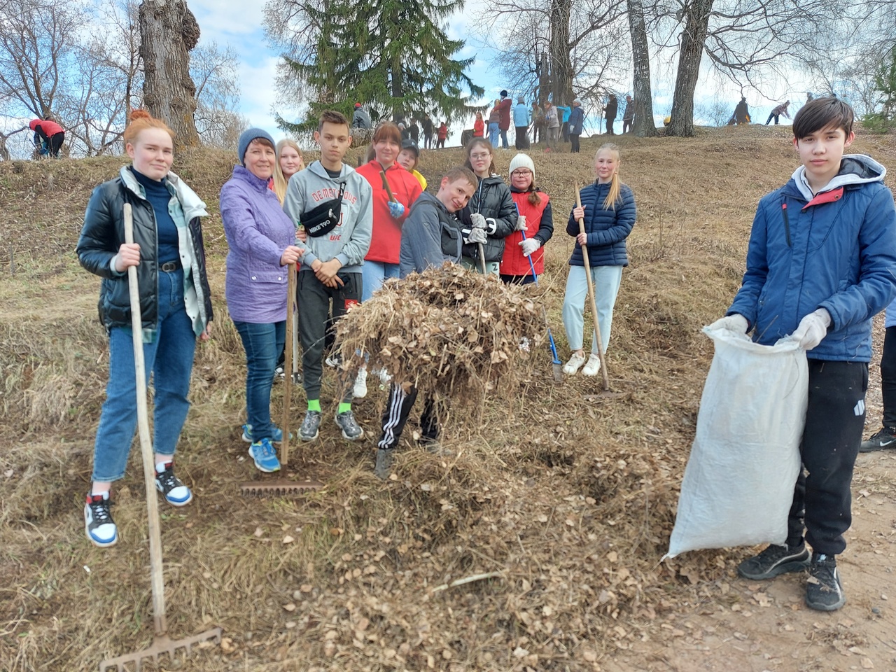 ЧИСТО НЕ ТАМ ГДЕ УБИРАЮТ, А ТАМ ГДЕ НЕ МУСОРЯТ!