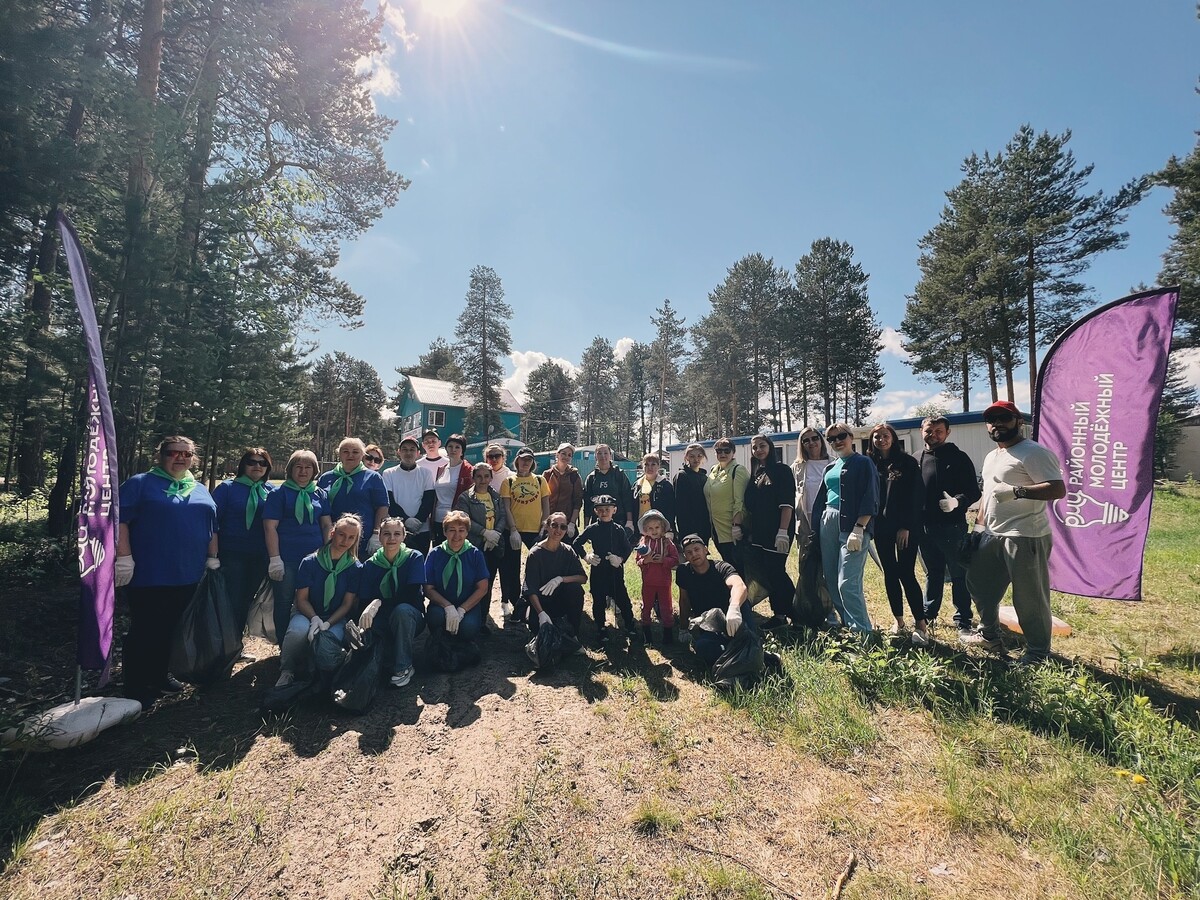 Молодежь Сургутского района собрала почти две тонны мусора