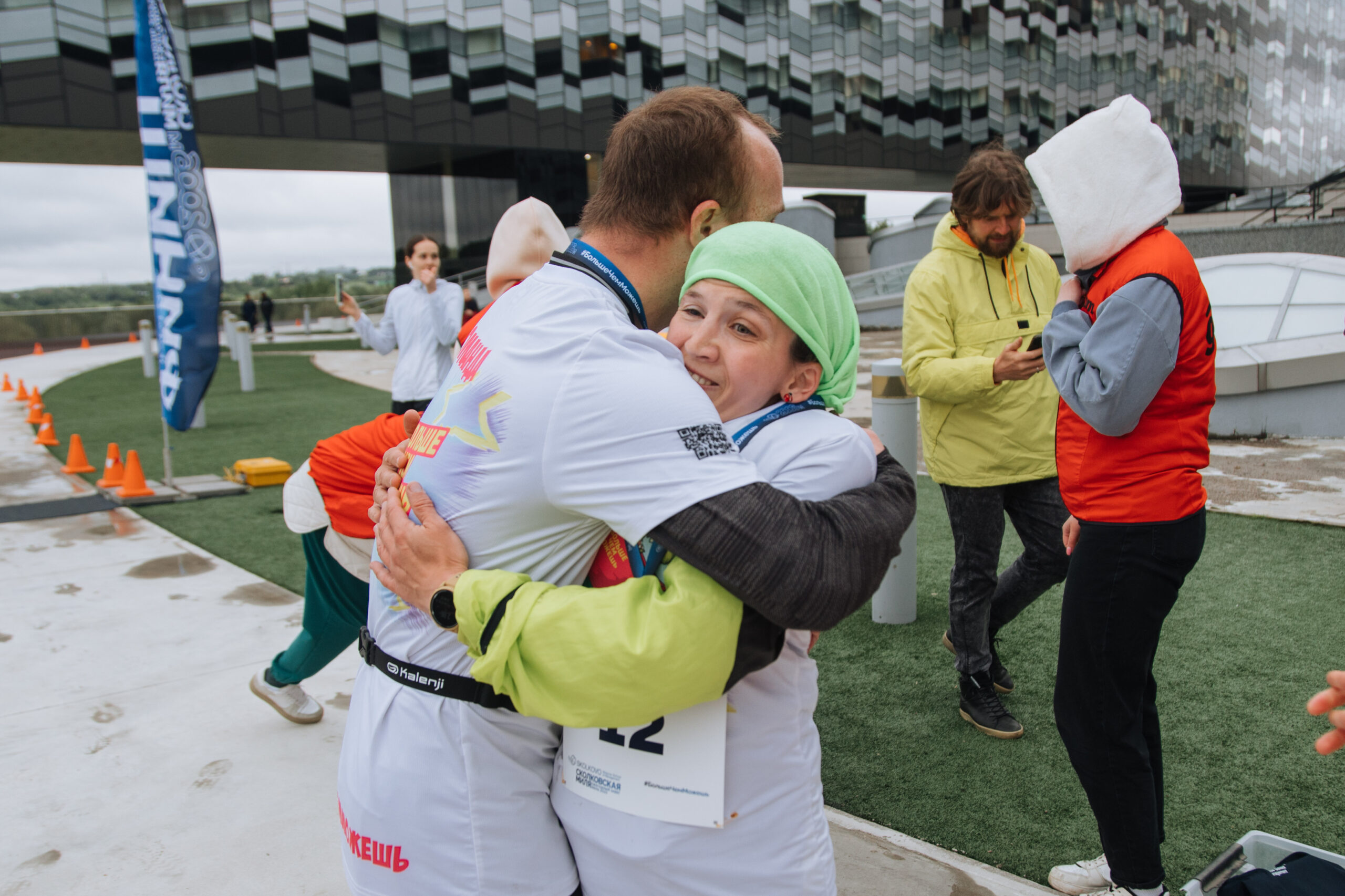 Репортаж: как благотворительные фонды поддержали День выпускника СКОЛКОВО