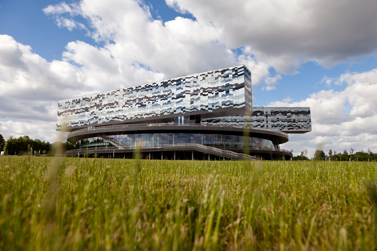 Лидеры благотворительной индустрии смогут учиться в Школе управления СКОЛКОВО pro bono