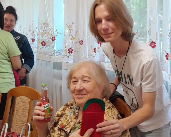 Волонтёры провели день Арбуза в социально — оздоровительном  учреждении «Мечта»