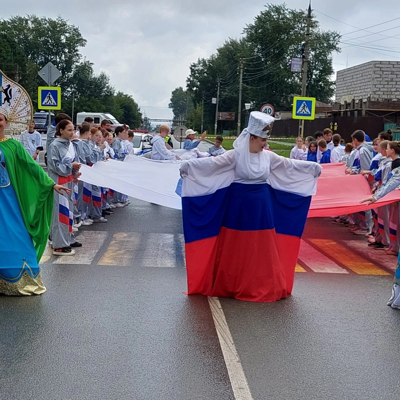 ЯРМАРОЧНЫЙ РАЗГУЛЯЙ