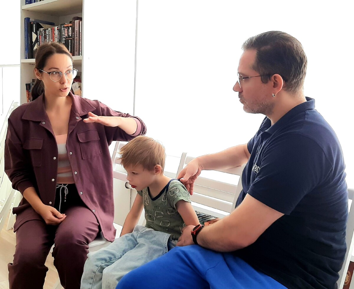 Сербский реабилитолог для липецких семей особой заботы провел консультации