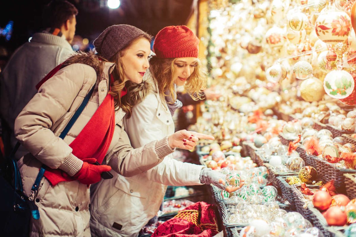 Новогодняя шоу-ярмарка от Mamado 2023