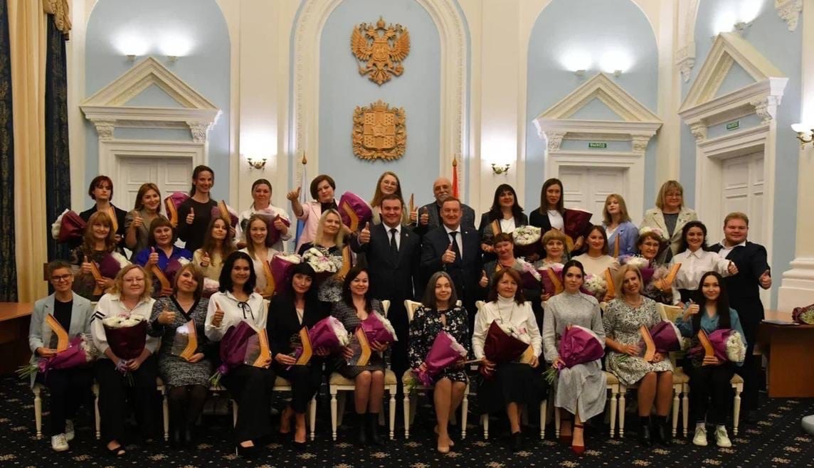 Губернатор Омской области наградил победителей регионального этапа Международной премии #МЫВМЕСТЕ