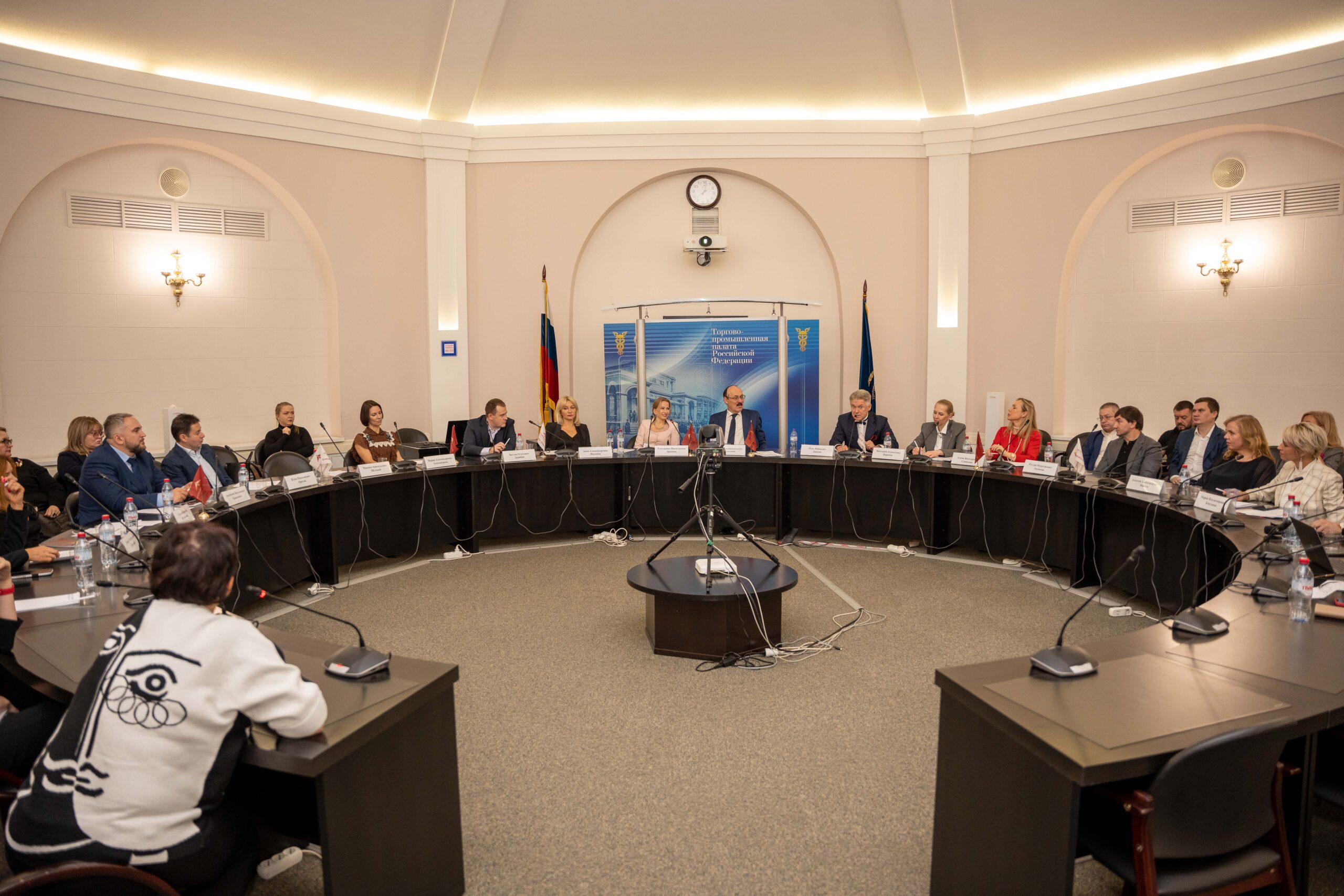 Круглый стол по вопросам возрождения значимого наследия русской культуры