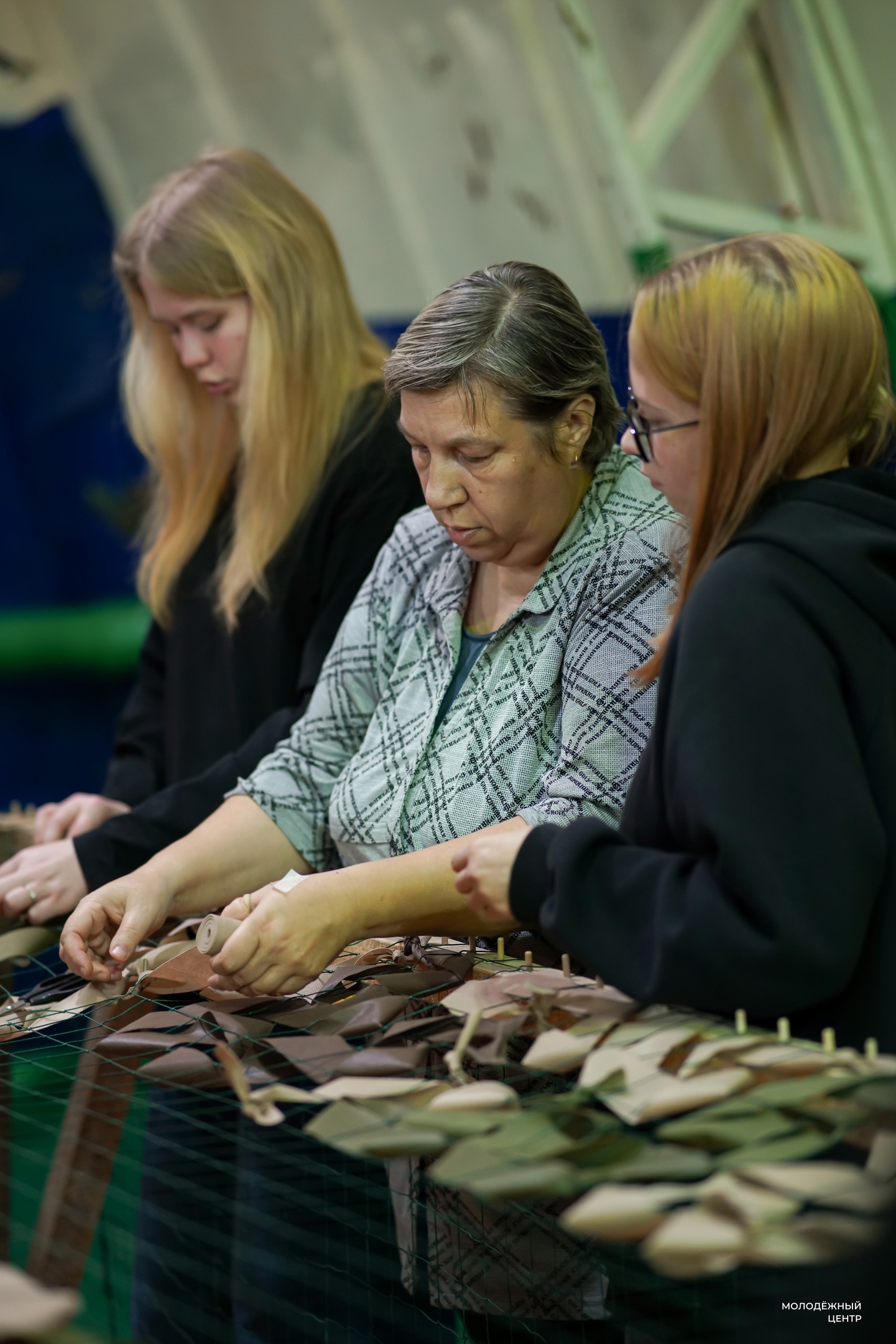 Плетем маскировочные сети