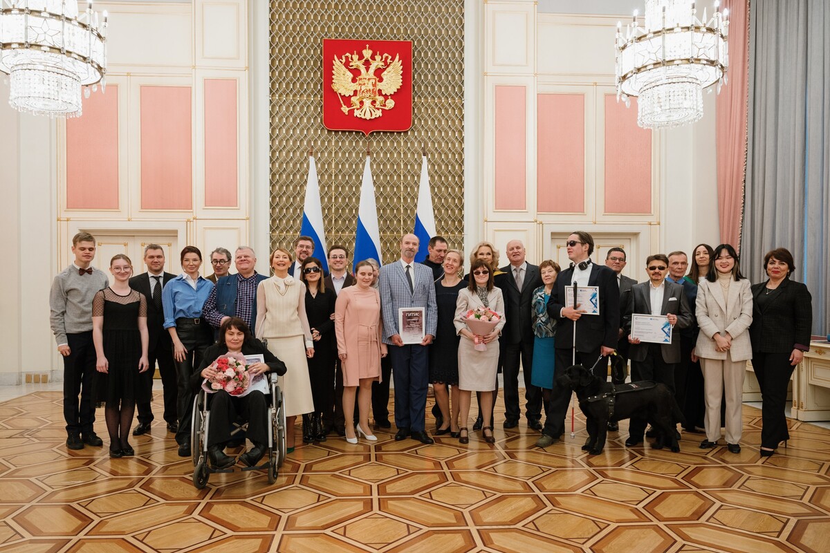 В Доме Правительства состоялось торжественное награждение победителей литературного конкурса имени…