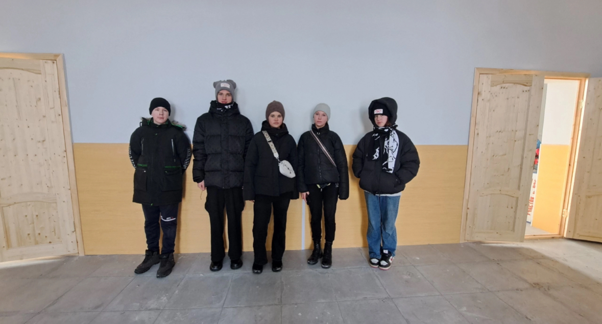 Волонтёры помогли про переезде в отремонтированное здание