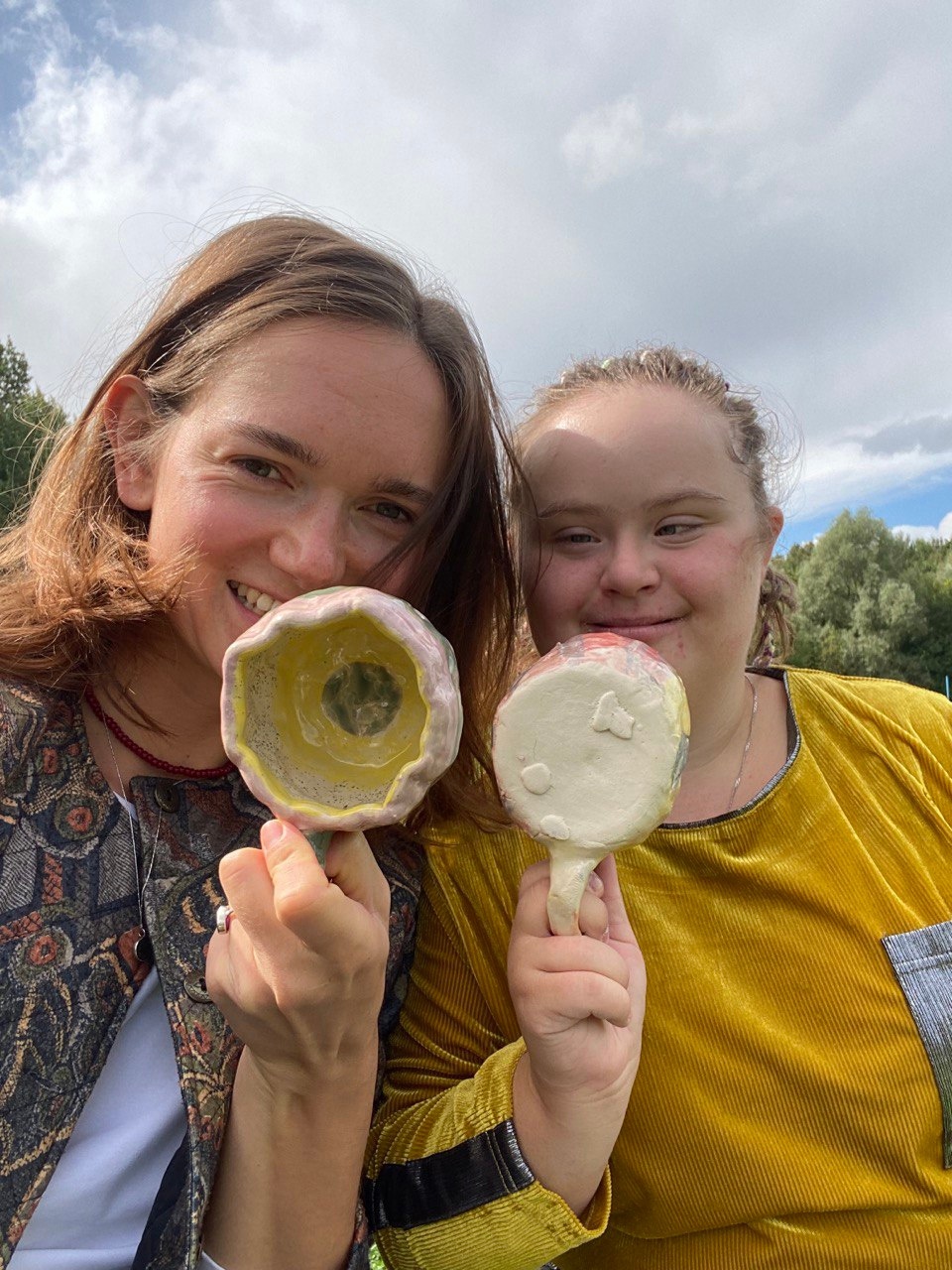 Фонд «Синдром любви» помогает найти сопровождение для ребят с синдромом Дауна