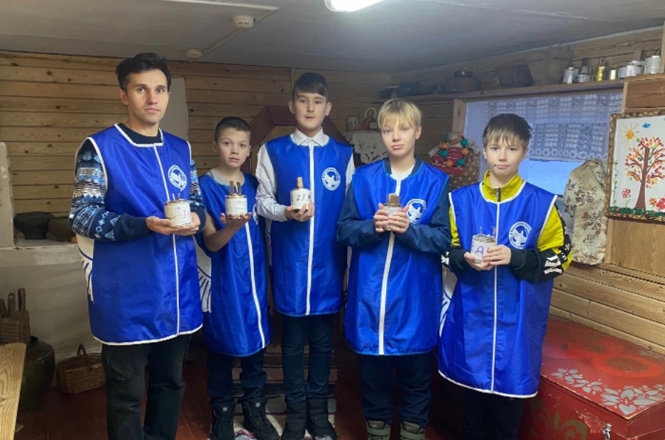 В Пролетарском городском поселении волонтеры Победы продолжают помогать участникам СВО.