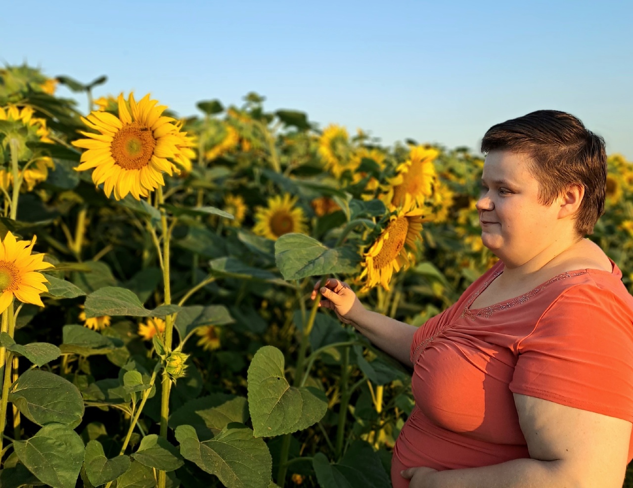 «Малюсенькое счастье»: вышел дебютный сборник стихов незрячей поэтессы Елены Вялых