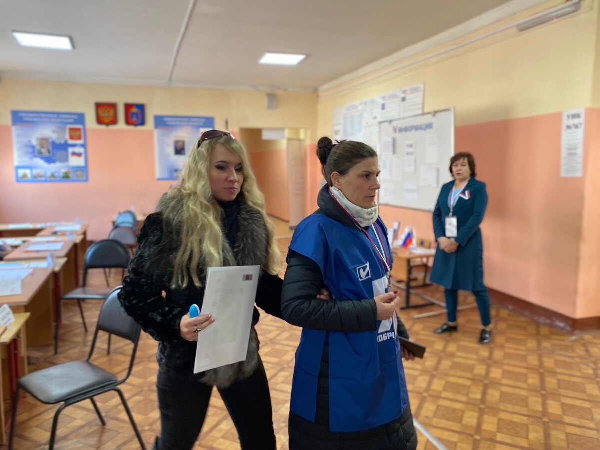 Более 700 тамбовских волонтеров помогают создавать безбарьерную среду на выборах Президента РФ