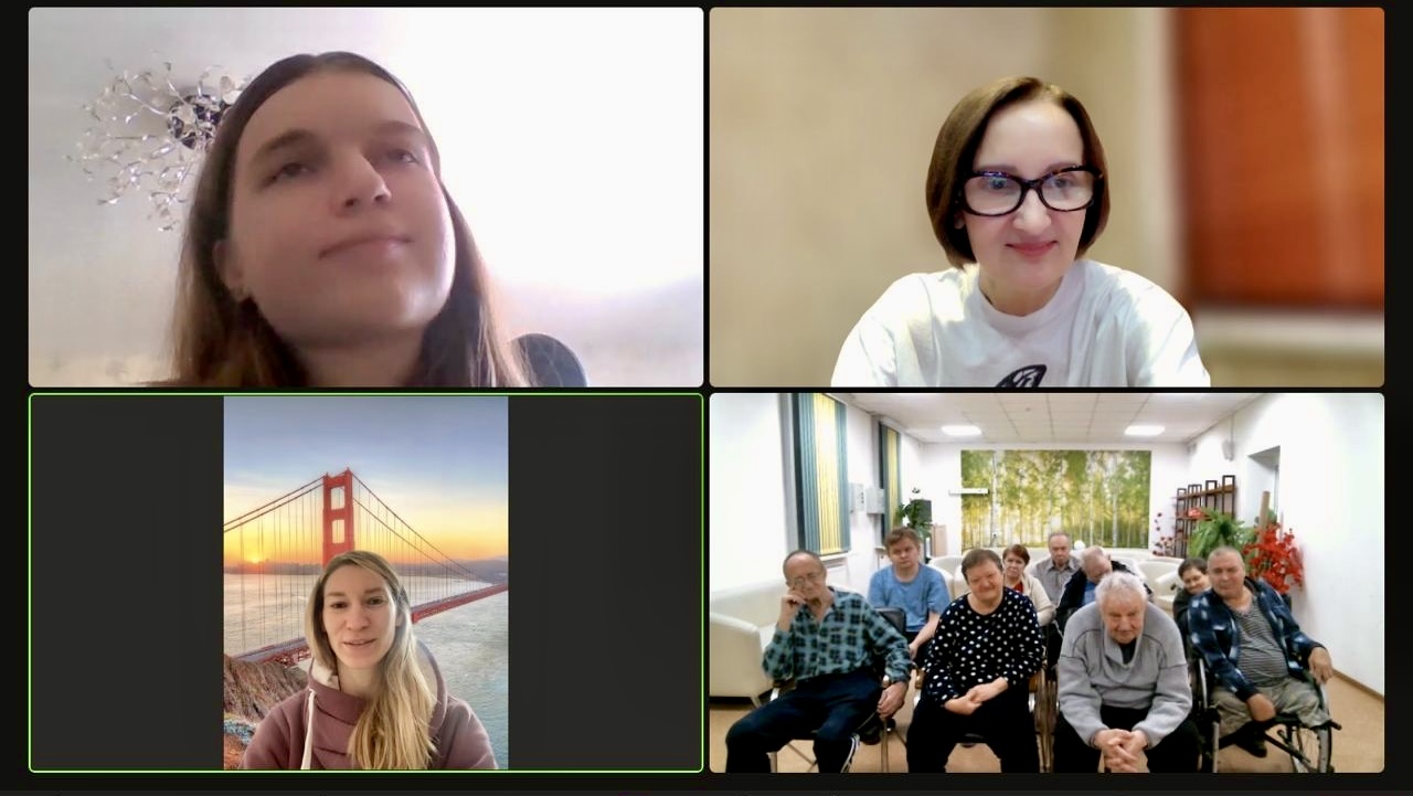 Онлайн-волонтёрство: с нуля до 17 групп в 13 учреждениях!