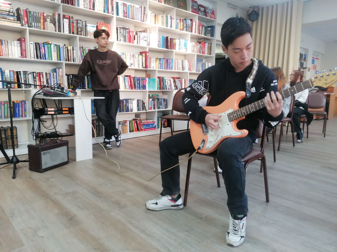 Мы вместе: Партизанск и Нерехта