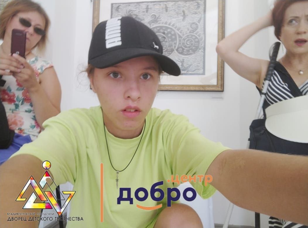 Волонтеры Владивостока вносят в жизнь слепых яркие краски