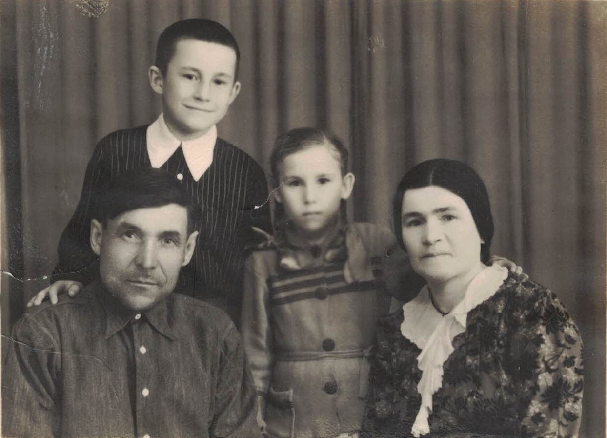 Генеалогия — наука о родном и близком, или как я узнал новое о моих родных.