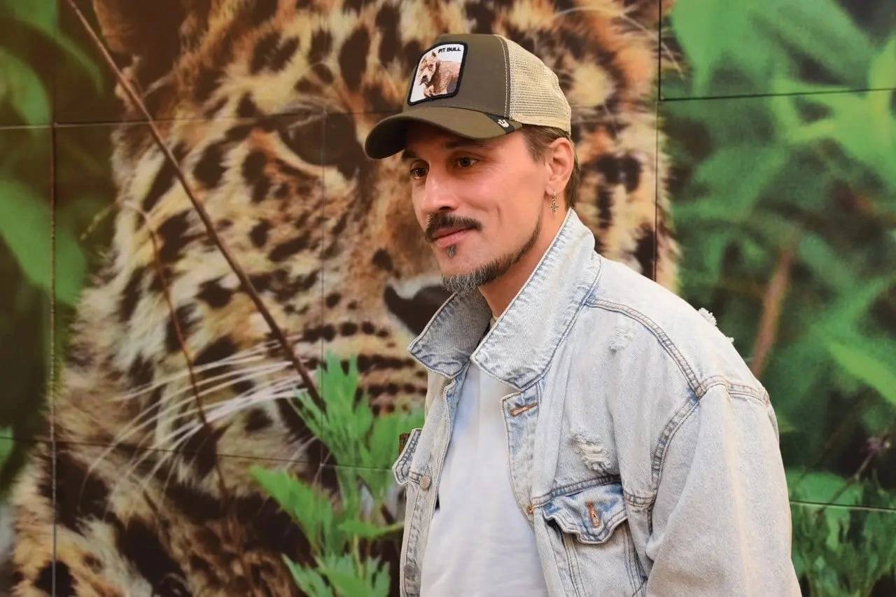 Дима Билан помогает найти леопарда