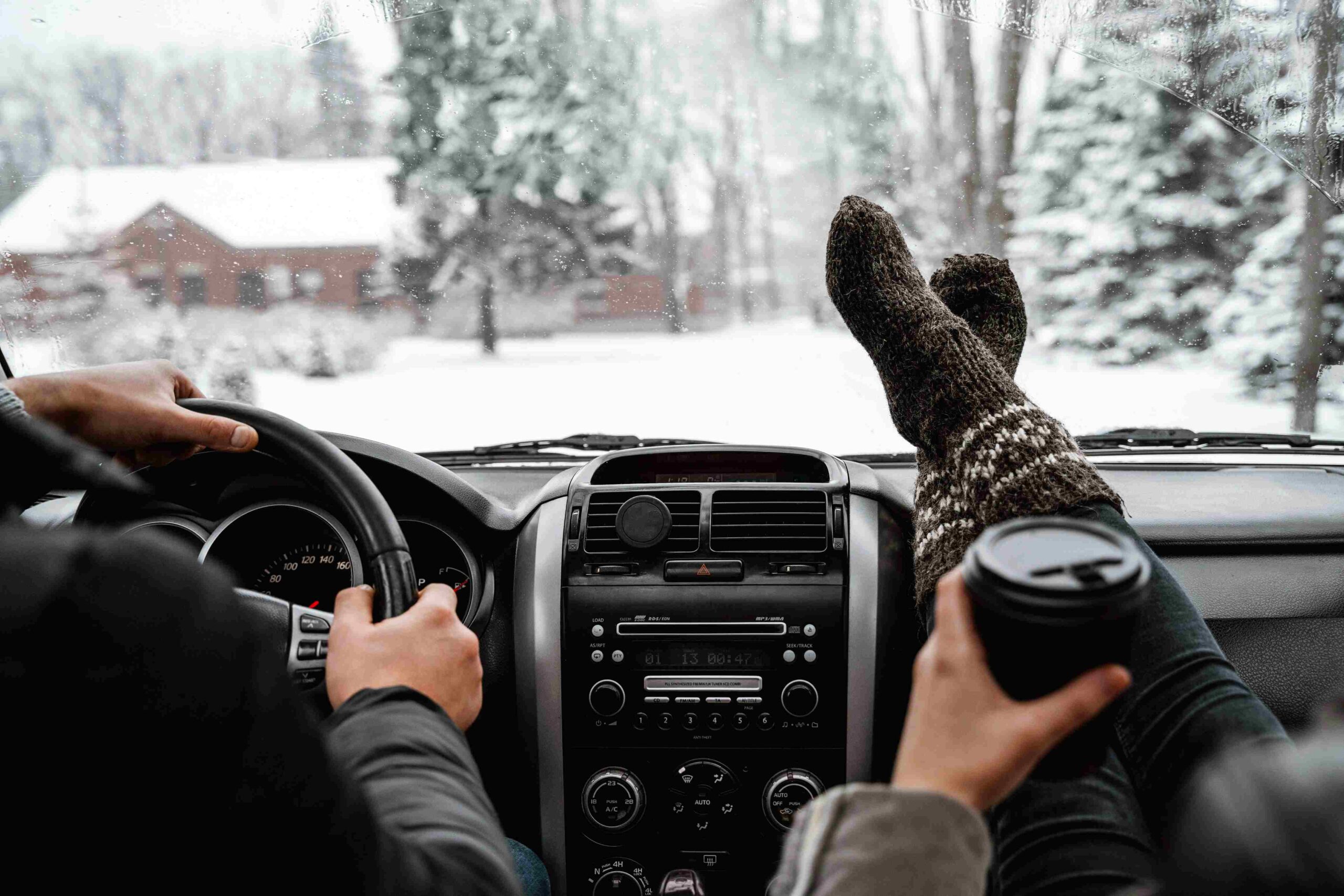 Отдохнуть на Новый год недорого реально? Как сэкономить?