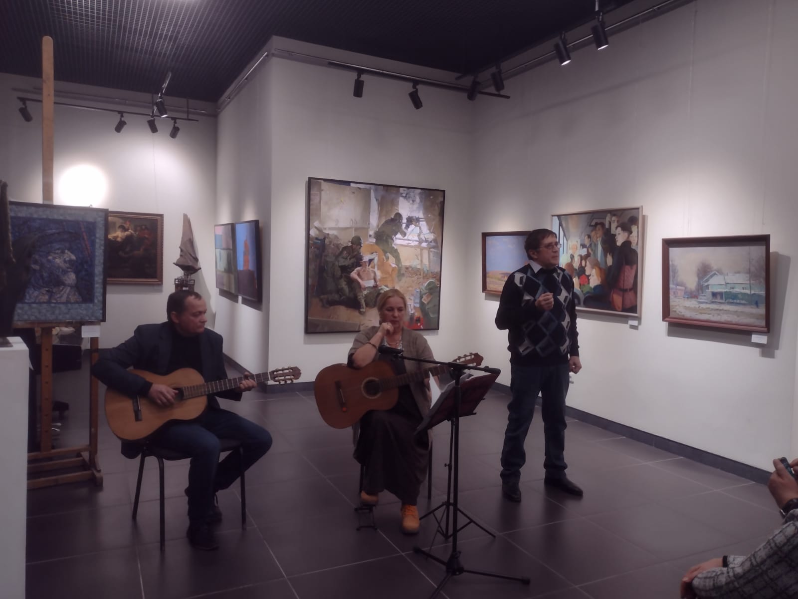 Музыкально-поэтический вечер в центре Воронежа