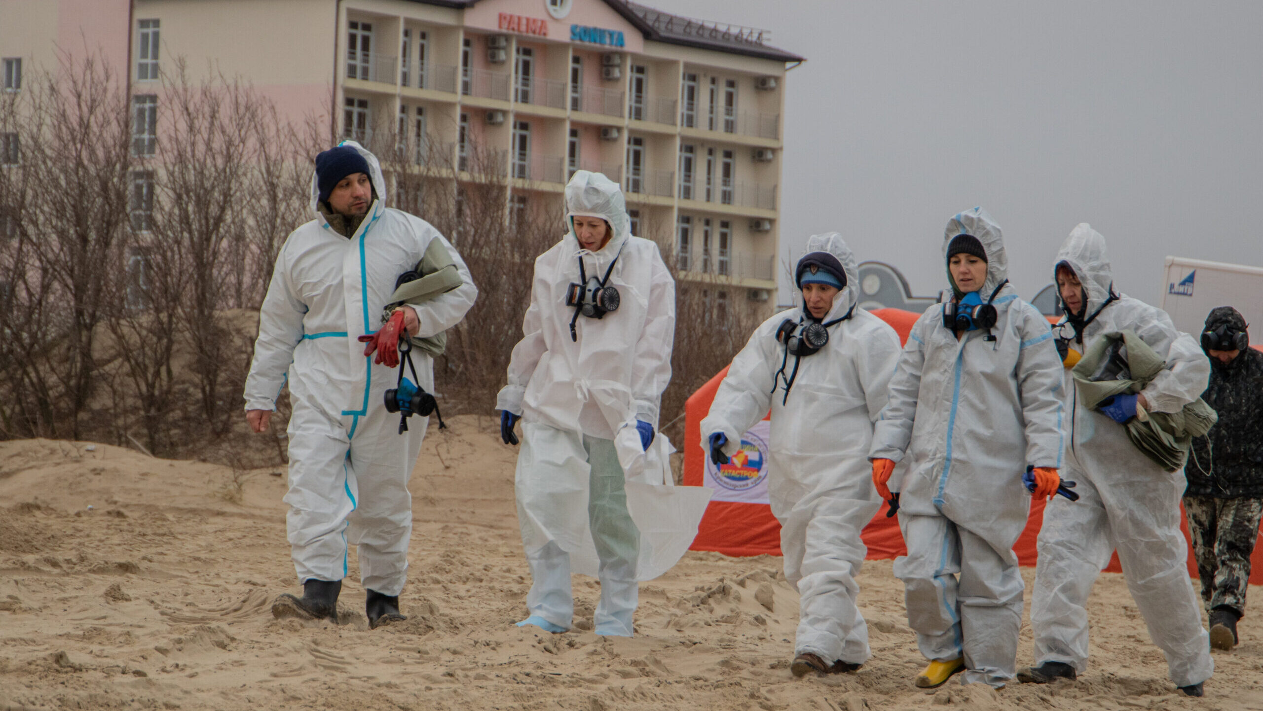 Разлив мазута в Чёрном море: что известно на 9 января