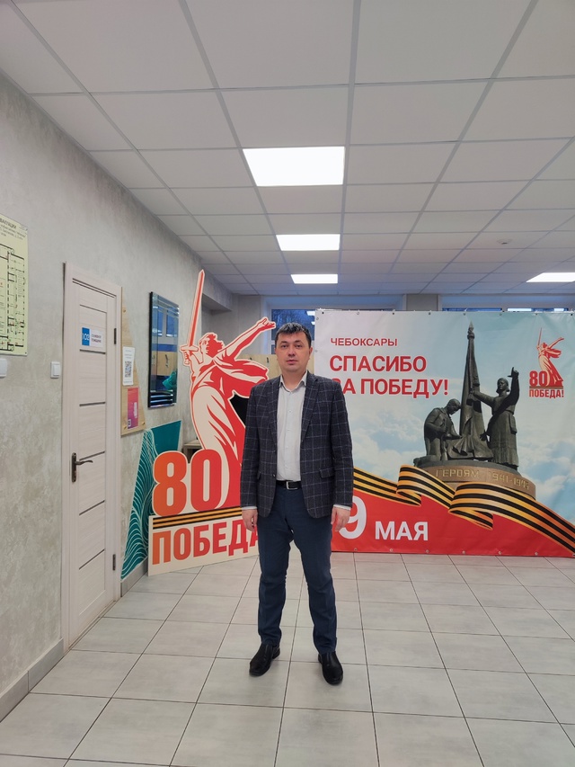 Начинается работа по оформлению учреждений к 80-летию Победы