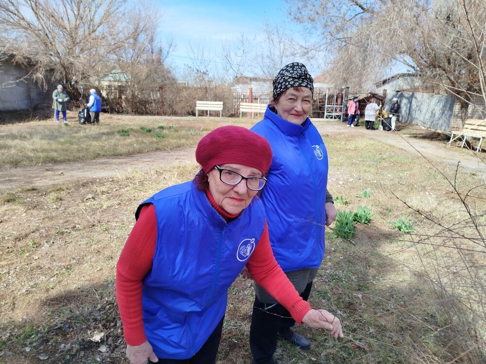Светлоярские  эковолонтеры!