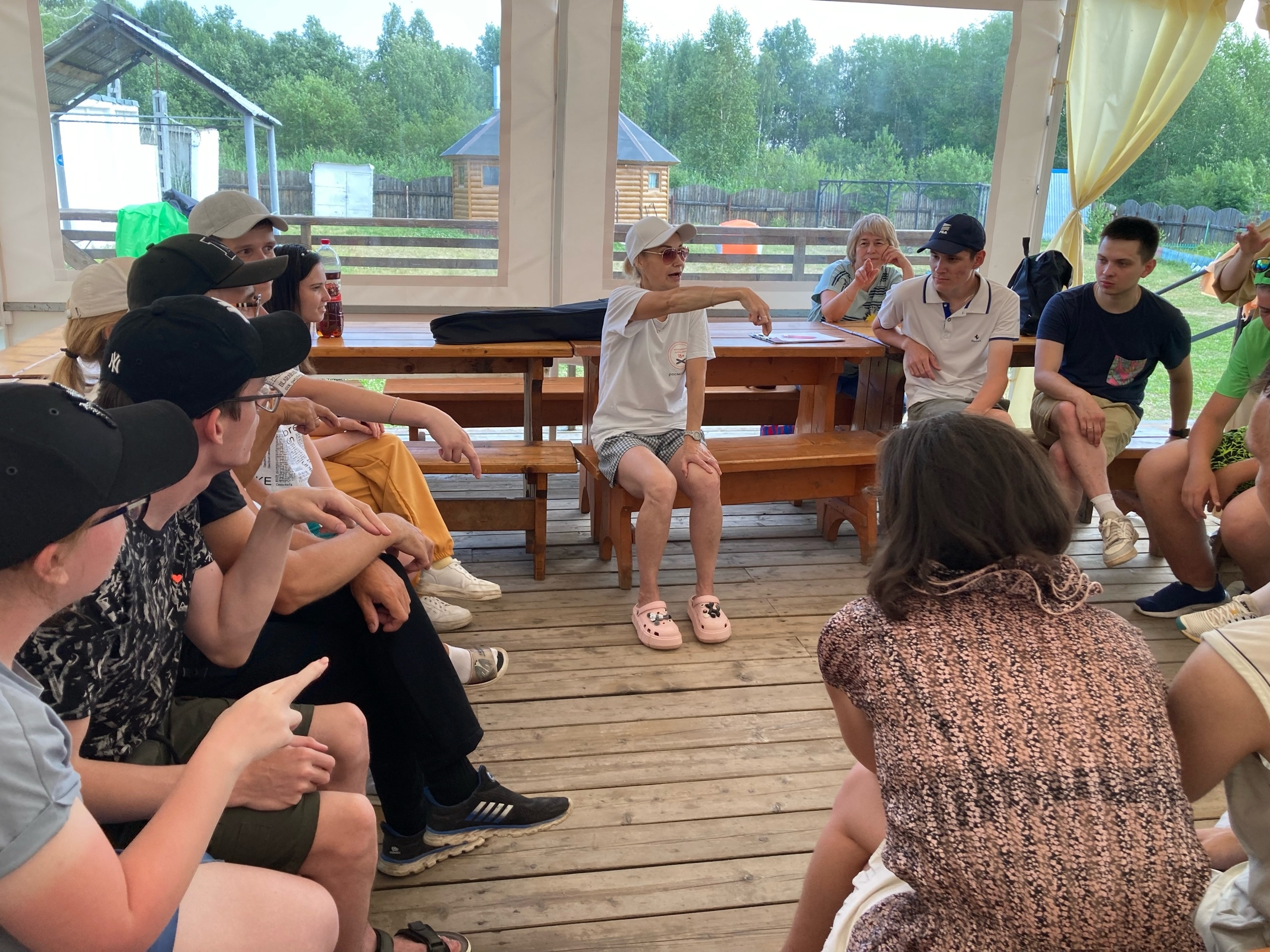 Исследование на тему: Низкий уровень коммуникации и социального взаимодействия, а также отсутствие…