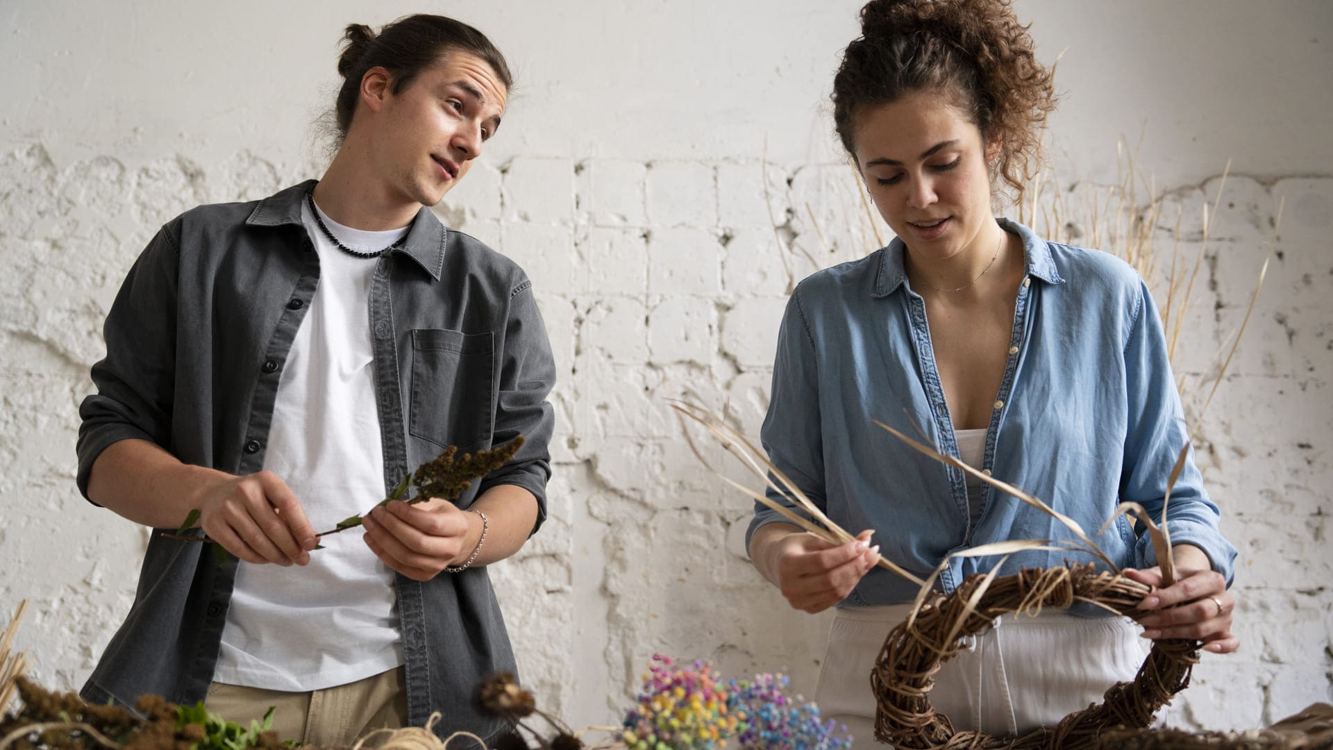 Даунсайклинг: что это и как работает? Топ-3 идеи переработки материалов дома