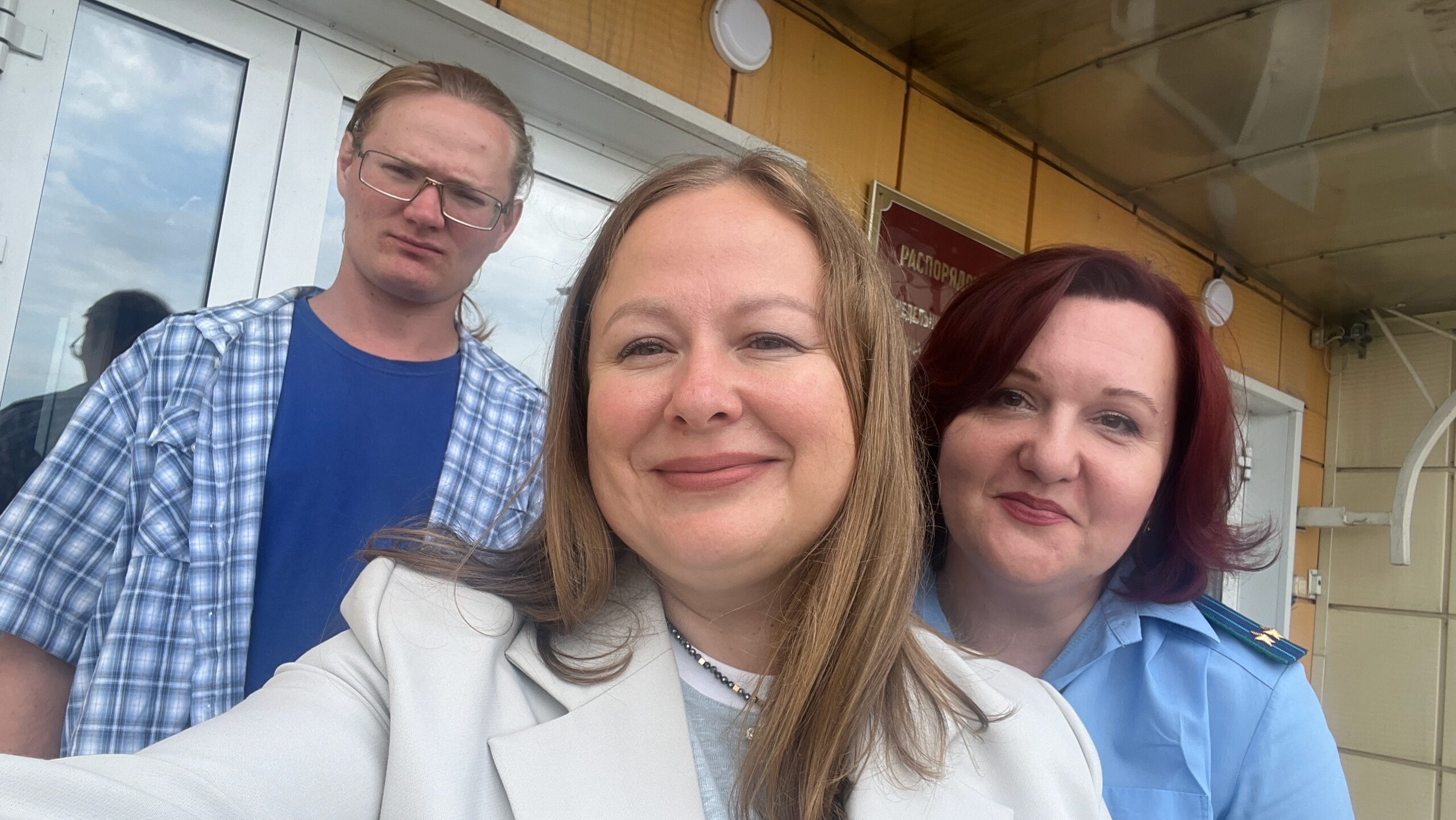 «Хотел вернуться домой»: общественники помогли сироте вернуть жильё, которое отобрали мошенники