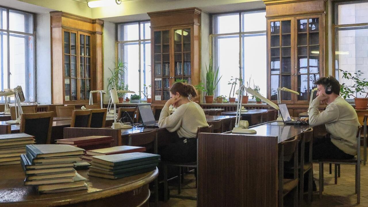 Стоимость обучения в России взлетела: какие цены на вузы?