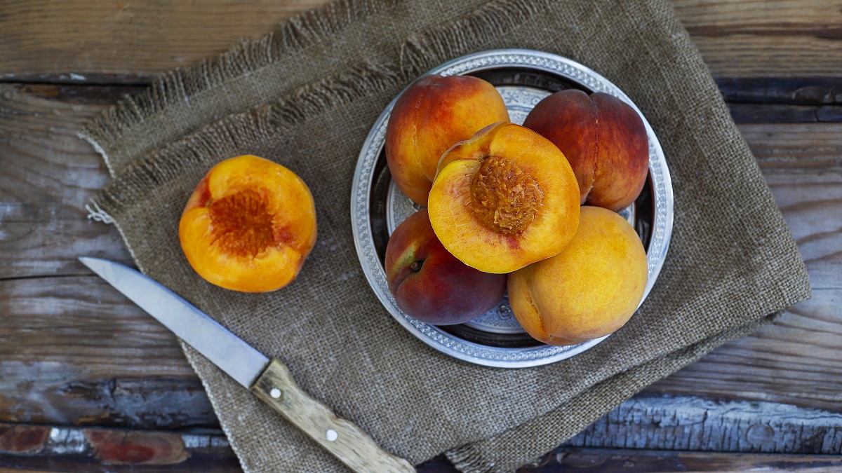 Летние салаты: топ-10 простых, но необычных рецептов