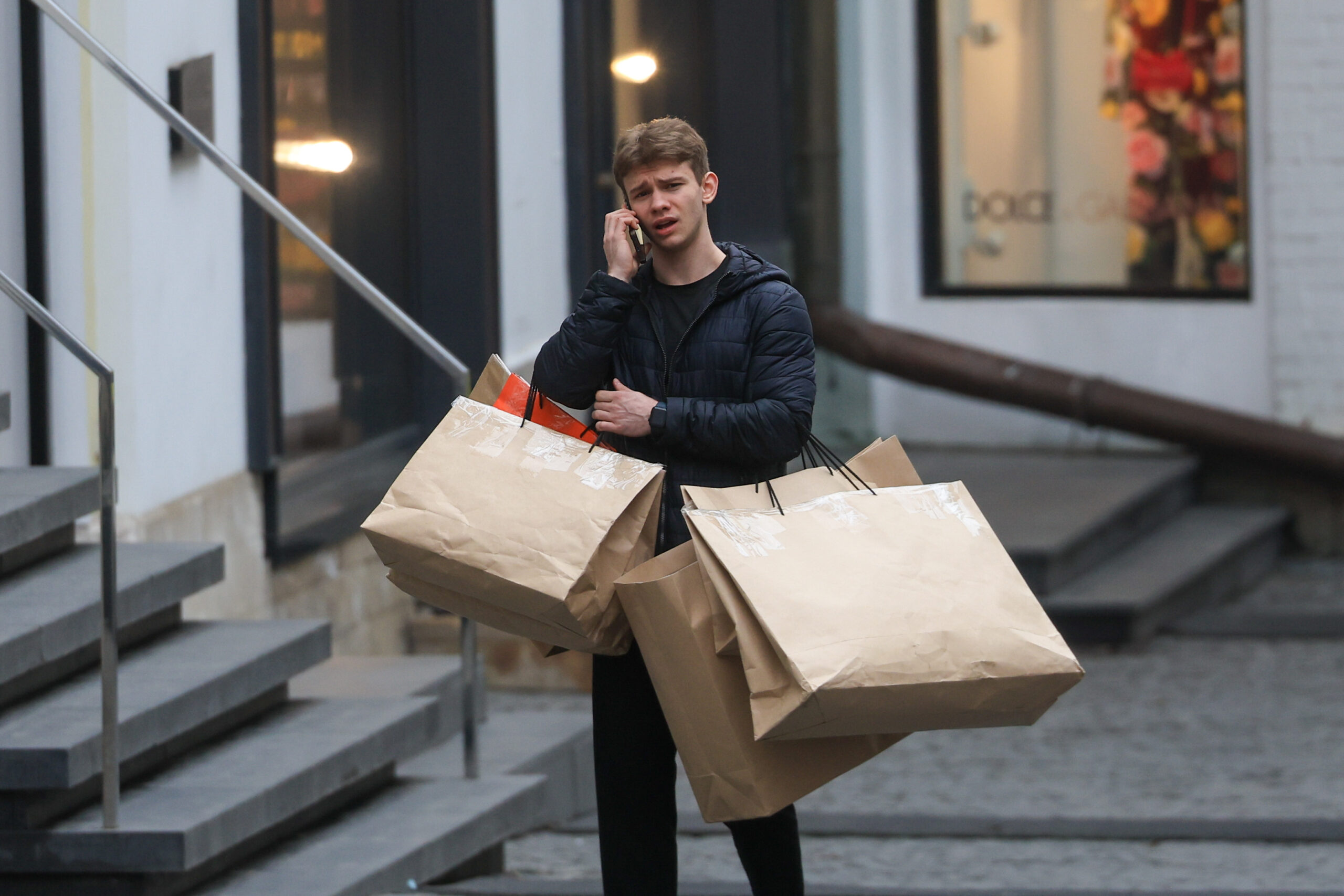 Обманул продавец: что такое диспут и как вернуть деньги?