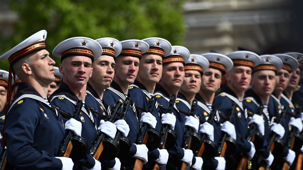 День офицера-2025: история, интересные факты и поздравления