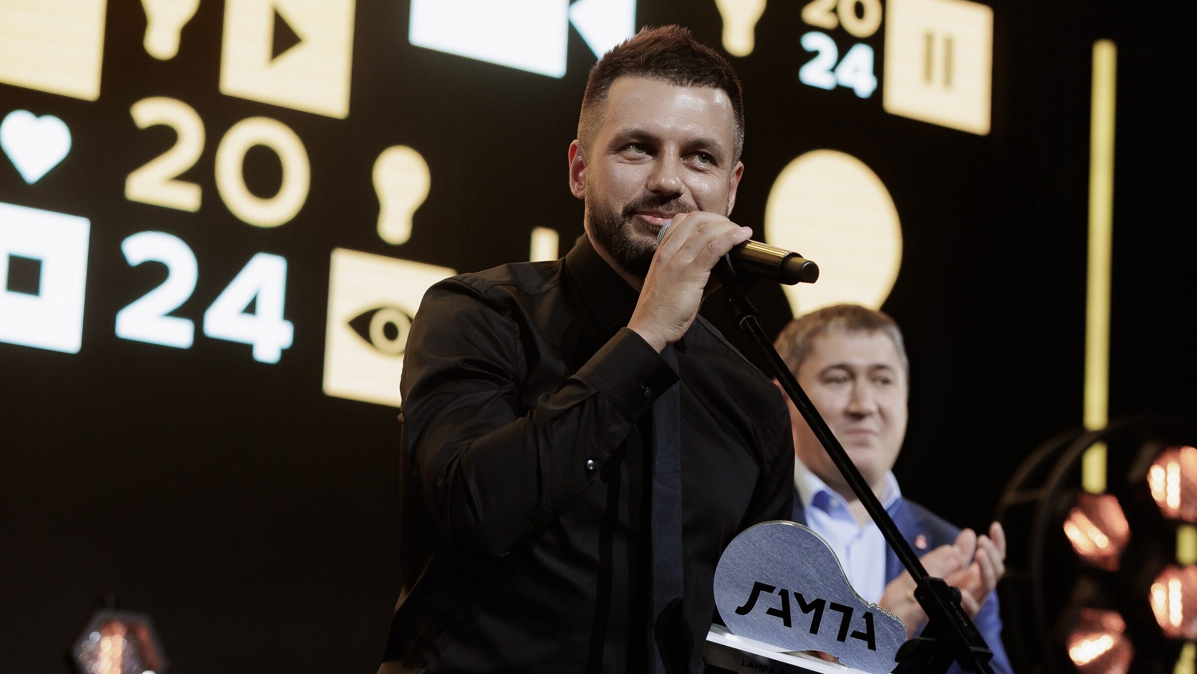 Как Анастасия Приказчикова создала Доброшрифт: история